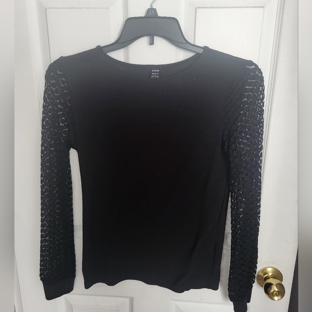 Black Lace Sleeve Top By SHEIN